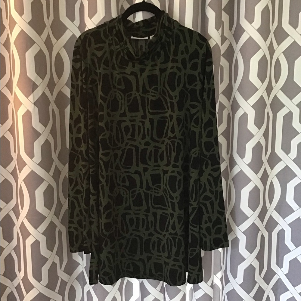 Multi colored liquid knit top